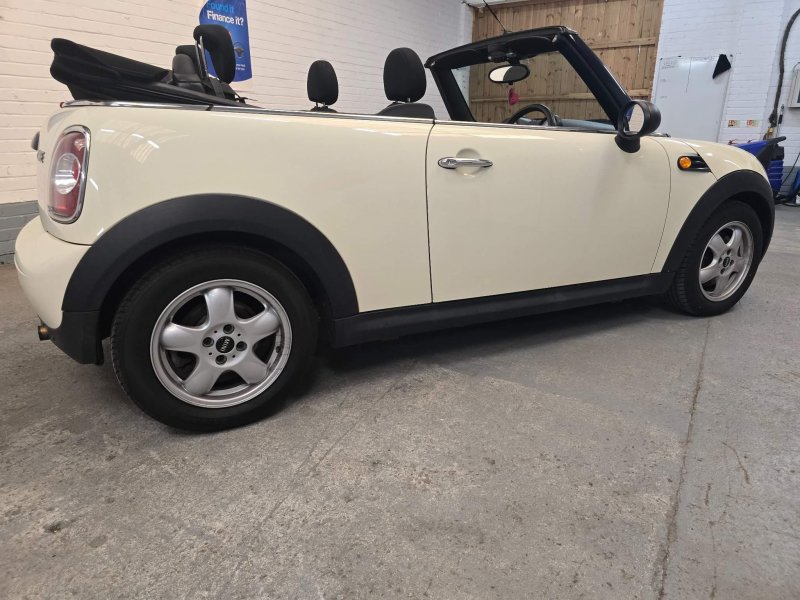 MINI CONVERTIBLE