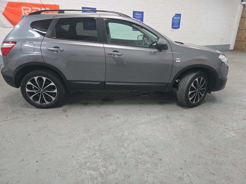 NISSAN QASHQAI