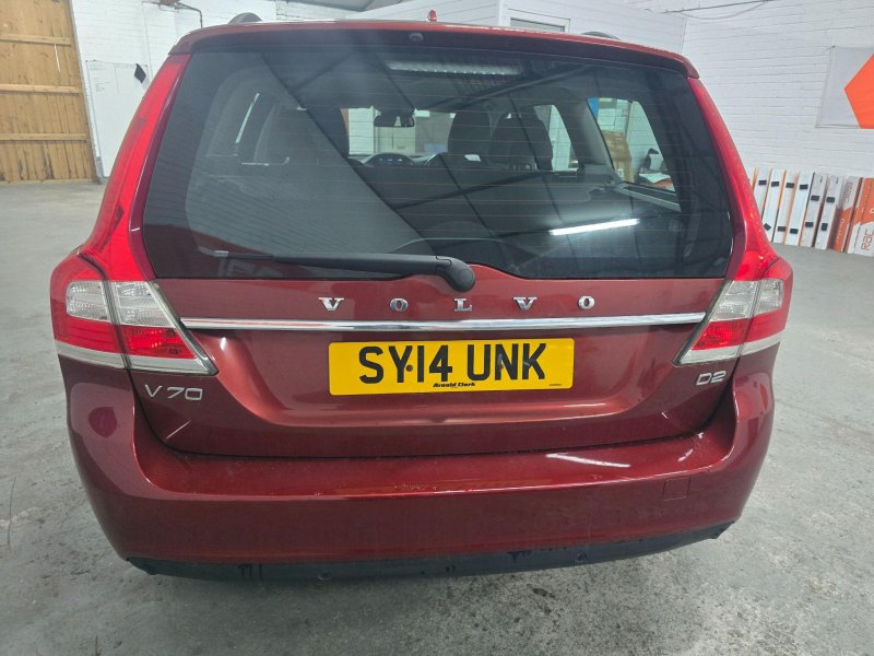 VOLVO V70