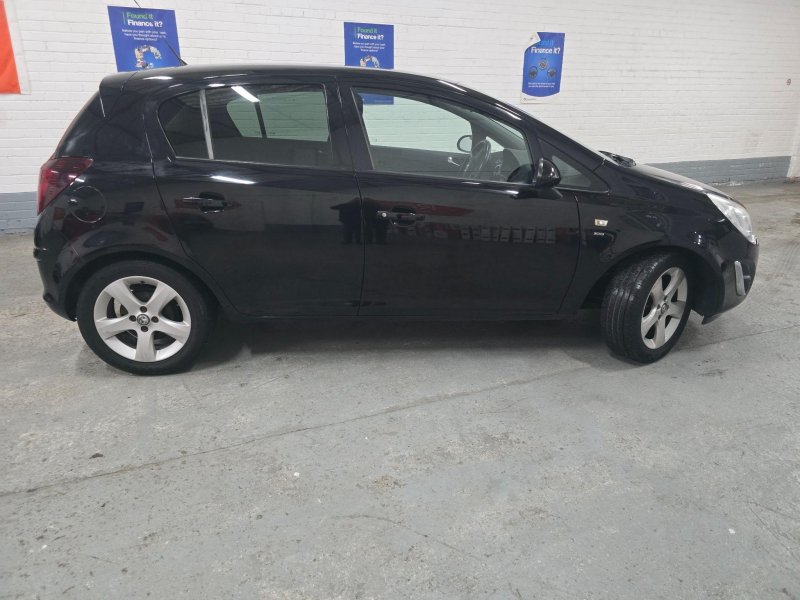 VAUXHALL CORSA