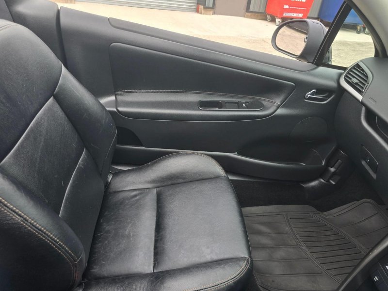 PEUGEOT 207 CC