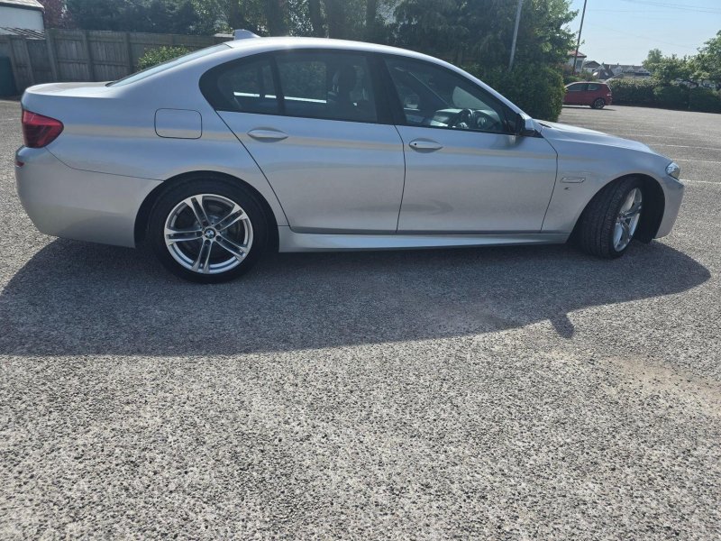 BMW 5 SERIES