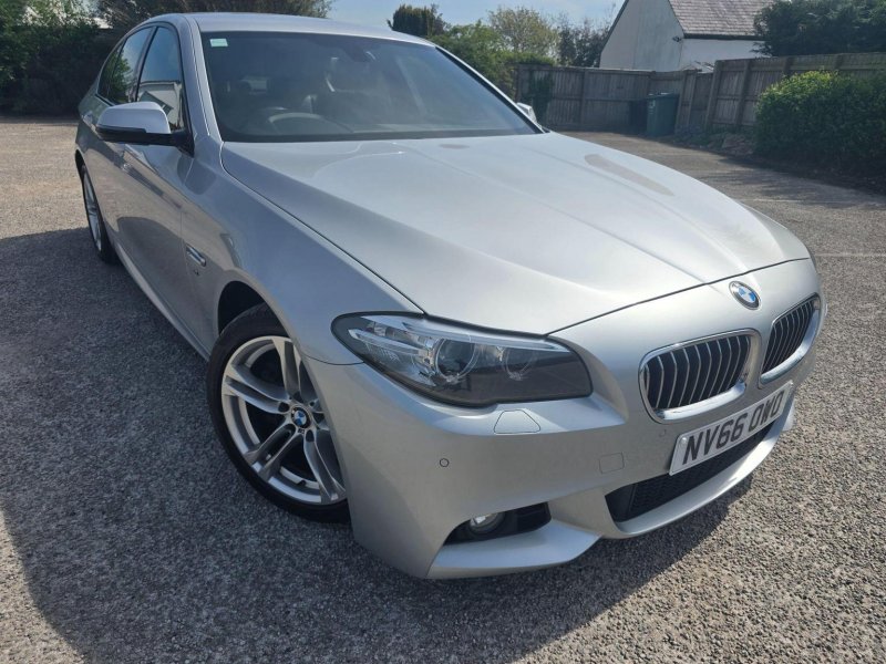 BMW 5 SERIES