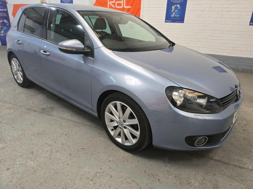 2011 Volkswagen GOLF
